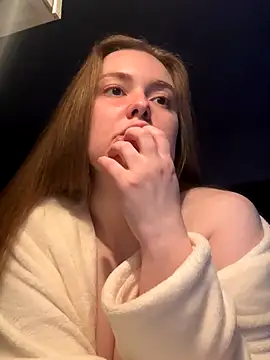 DeniMilkyyyyy webcam