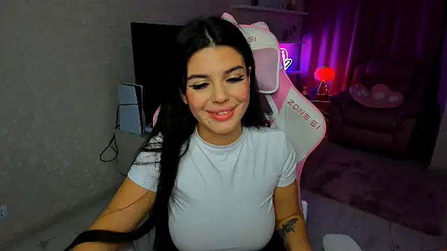 AlluringAriel webcam