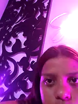 your_little_naughty1 webcam