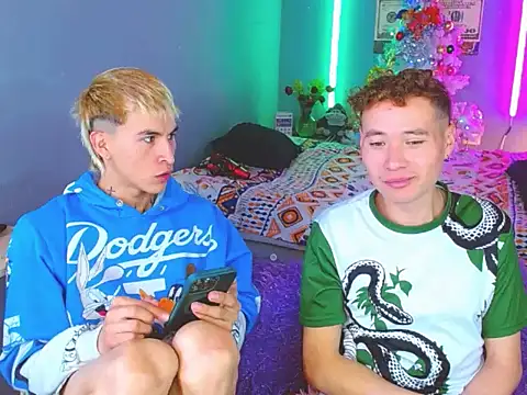 Latin_boysxxxx webcam