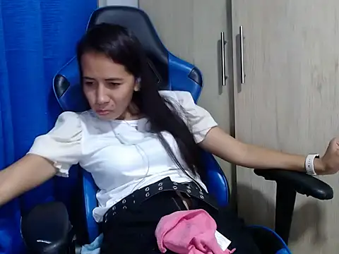 Erotic_latina webcam