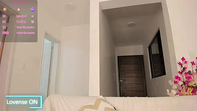 Alaia_Ferrer_ webcam