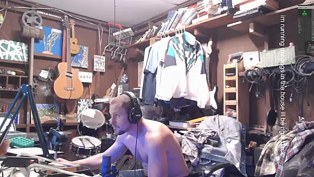 itsjameswebbscope (Ask my age) - #american #bisexuals #brunettes #cam2cam #daddies #ejaculation #hd #luxurious-privates #masturbation #muscular #recordable-privates #recordable-publics #shower #small-audience #smoking #twerk #white