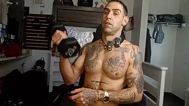 alphacloudgod (Ask my age) - Register My New 🚙 (Toyota Highlander)