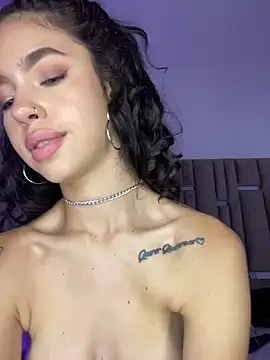 marianasnake - MarianaSnake's free webcam - UK Sex Cams