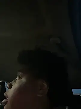 bigmama_deshayyy webcam