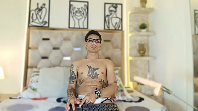 Andrew_Haalls webcam