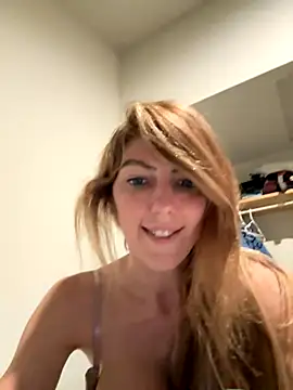 celestialruby (F milf) - Help me cum 💦