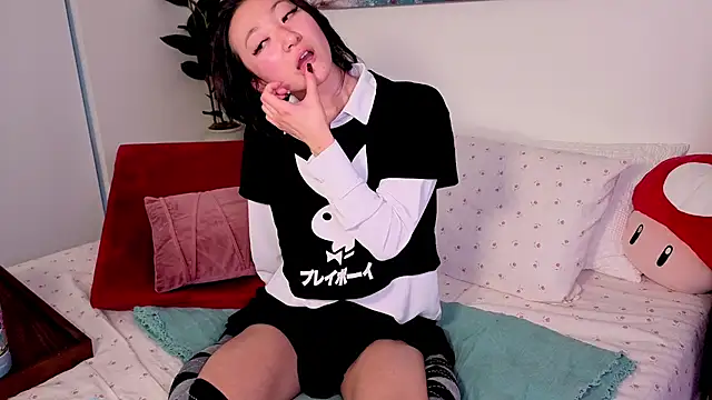 mysweetsofie - MySweetSofie's free webcam