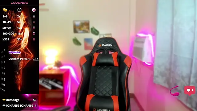 Irresistible_Athena webcam