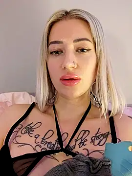 Gina-Lumara webcam