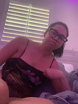 ThatBratCartier webcam