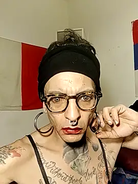 00Travsharongomez webcam