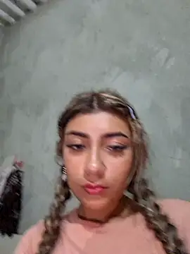 sweed-virgin-pussy (F teen) - Cum explosive+blow job