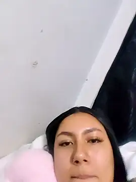 megara_25 (F teen) - show ass+tits