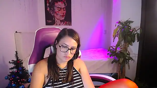 esmeraldaa230 webcam