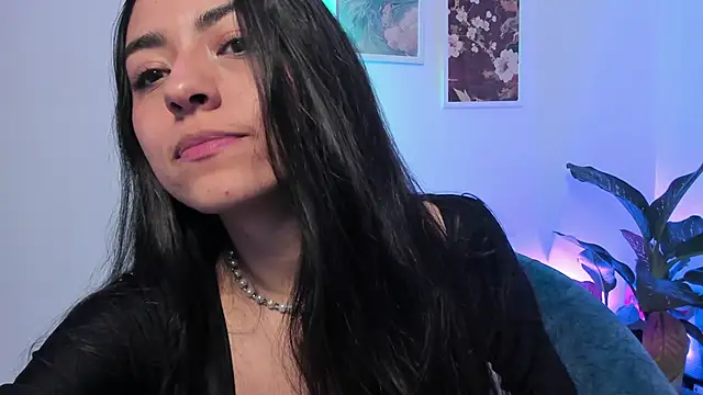 canelleGarces webcam