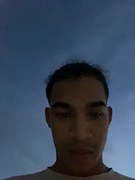 roomexotic11 - RoomExotic11's free webcam