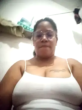 Big_ass_submissive webcam