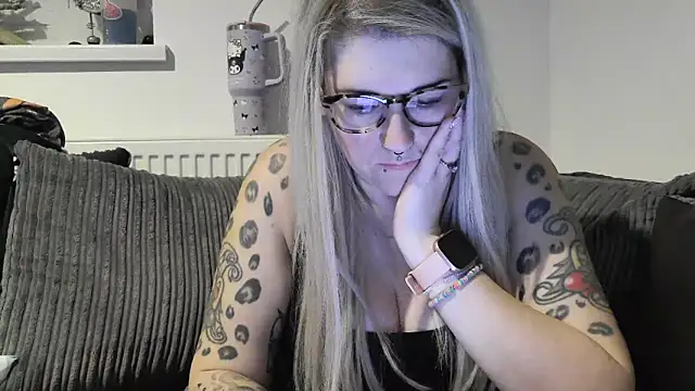 Sizzling_Indie36 webcam