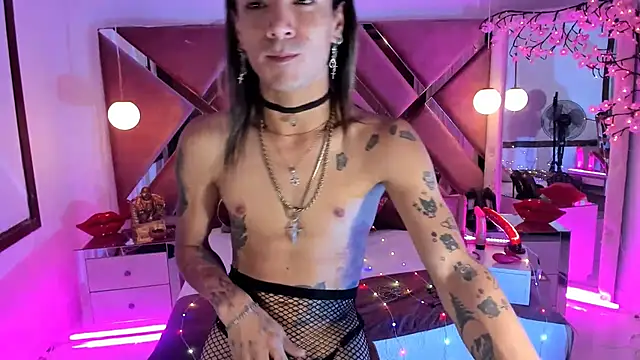 georgie_latin99 webcam