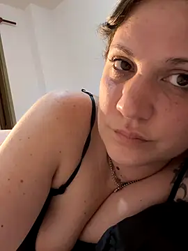 macadiez10 - Macadiez10's free webcam - UK Sex Cams