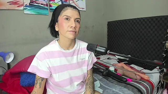 shadia_squirt (F young) - ride toy fat