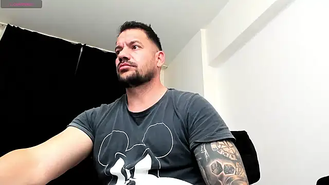 musclemonster31 webcam