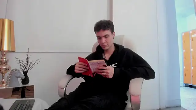 dark_sun302 live cam screenshot male from Colombia on LiveWebCameras – Live Webcams & Video Chat