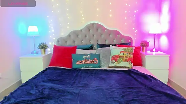 CamillaDreamer webcam