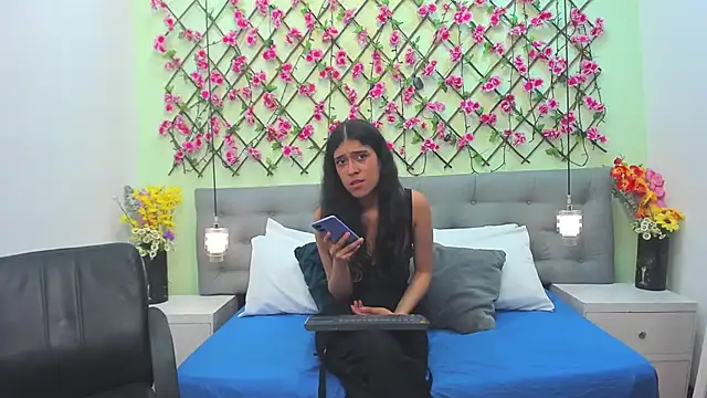 luna_delvalle - Luna_delvalle's free webcam - UK Sex Cams