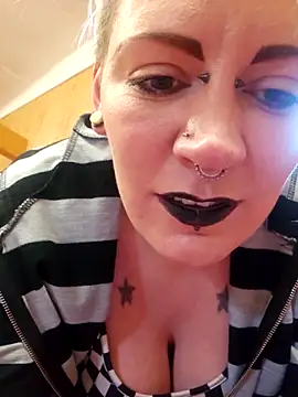 pinkthehawk xxx live show