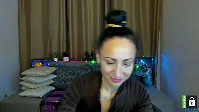 Arianasweety23 webcam