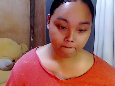 _lylia (T young) - simple gay with beautiful heart <3