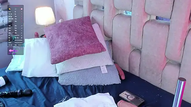 ErikaMontiel__ webcam