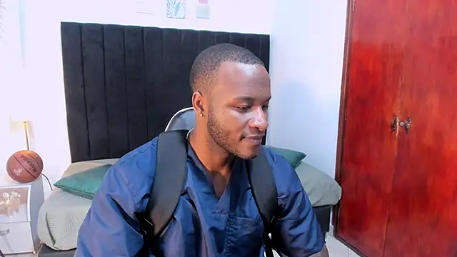 chrstian_lewis1 webcam