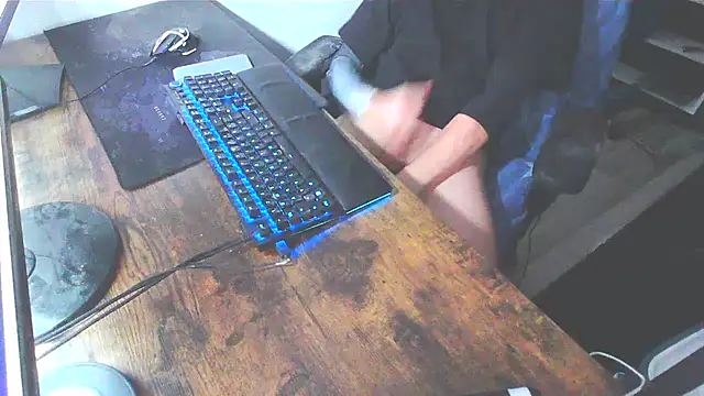 WouldLovetoFuckYou666 webcam