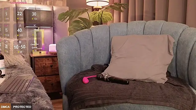 Angelina_Dior webcam