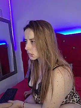 Scarlett_Pink_Rose webcam