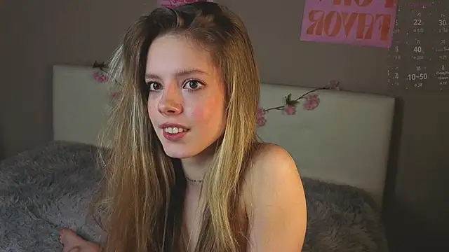 TiffinyMergist live show on StripChat 