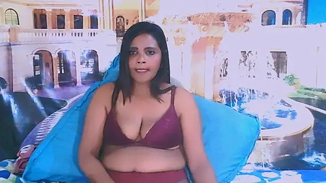 Luciousindian69 webcam