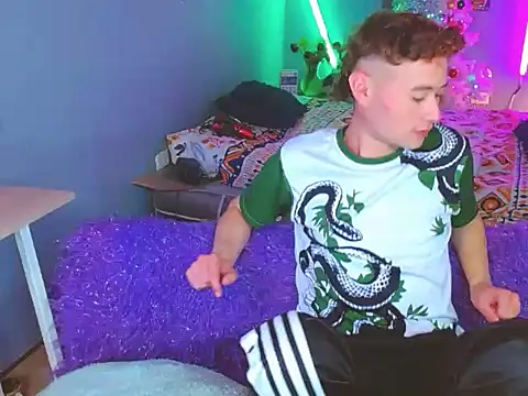 Latin_boysxxxx webcam