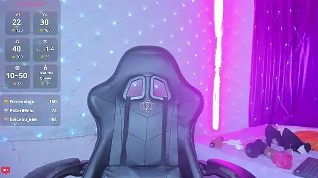 jonson- (F milf) - 2 finger ass