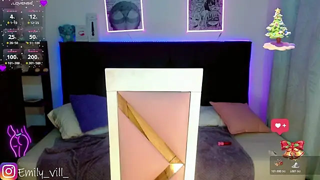 Emily_vill webcam