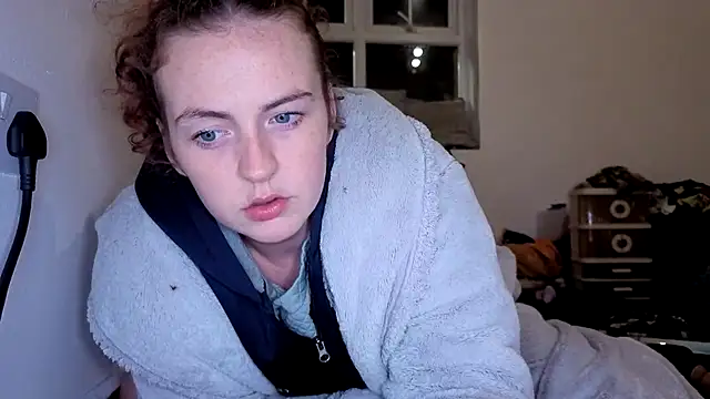 ENGLISHEMILY_69 webcam