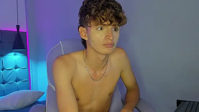 NicolasFerrer18 webcam