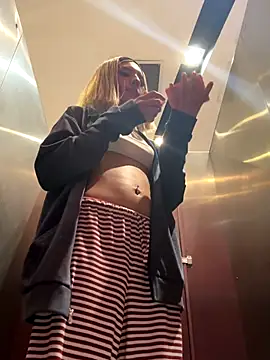 porn webcam SweetBunnyGF