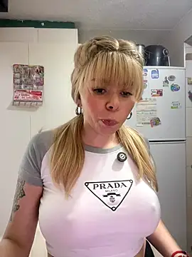 carolina16love webcam