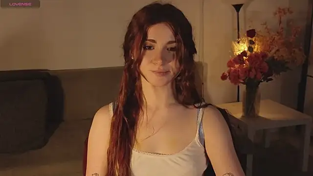 Freckle_Diyana webcam