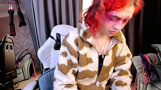 NoelleGothicShadow webcam